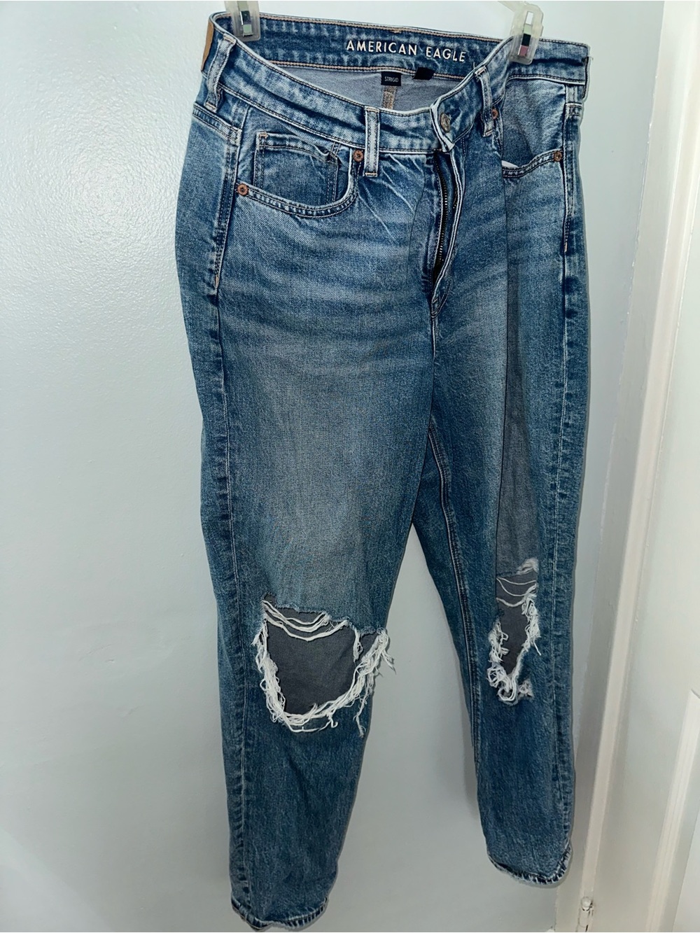 American Eagle Outfitters Distressed Light Blue Boyfriend Jeans